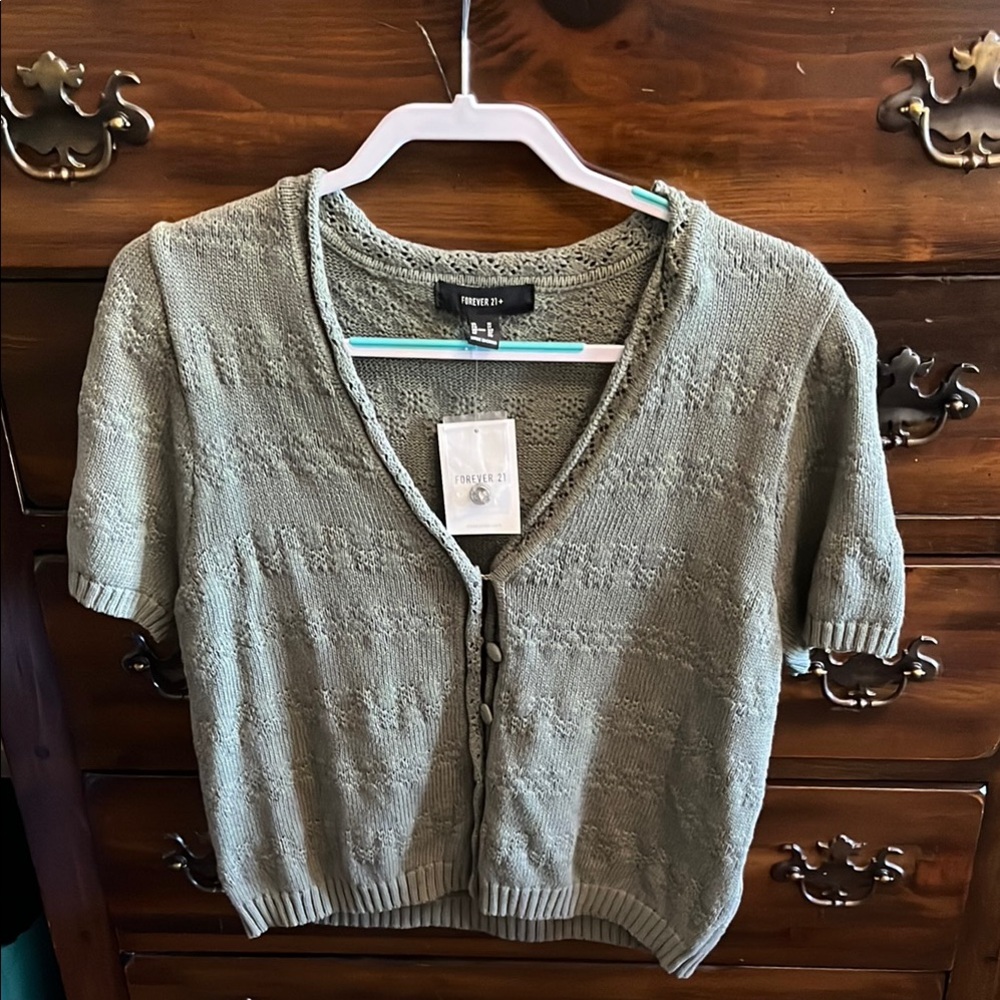 Forever 21 Green Cropped Cardigan Sweater